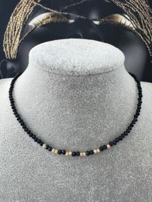 Colier spinel negru
