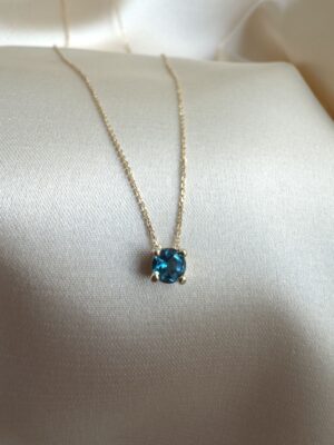 Colier topaz